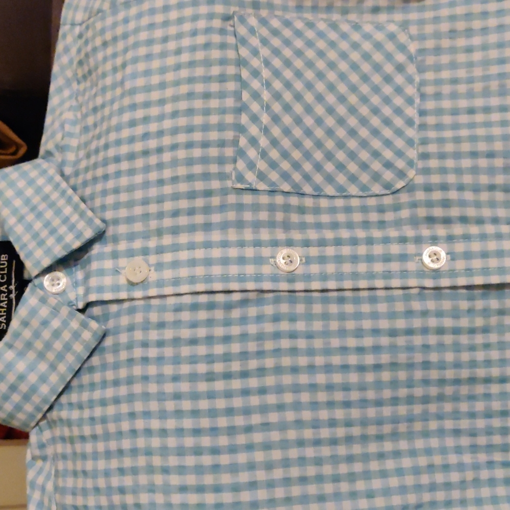 Sharp kids dress shirt size 6. Blue checks